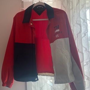Cute Tommy Hilfiger windbreaker